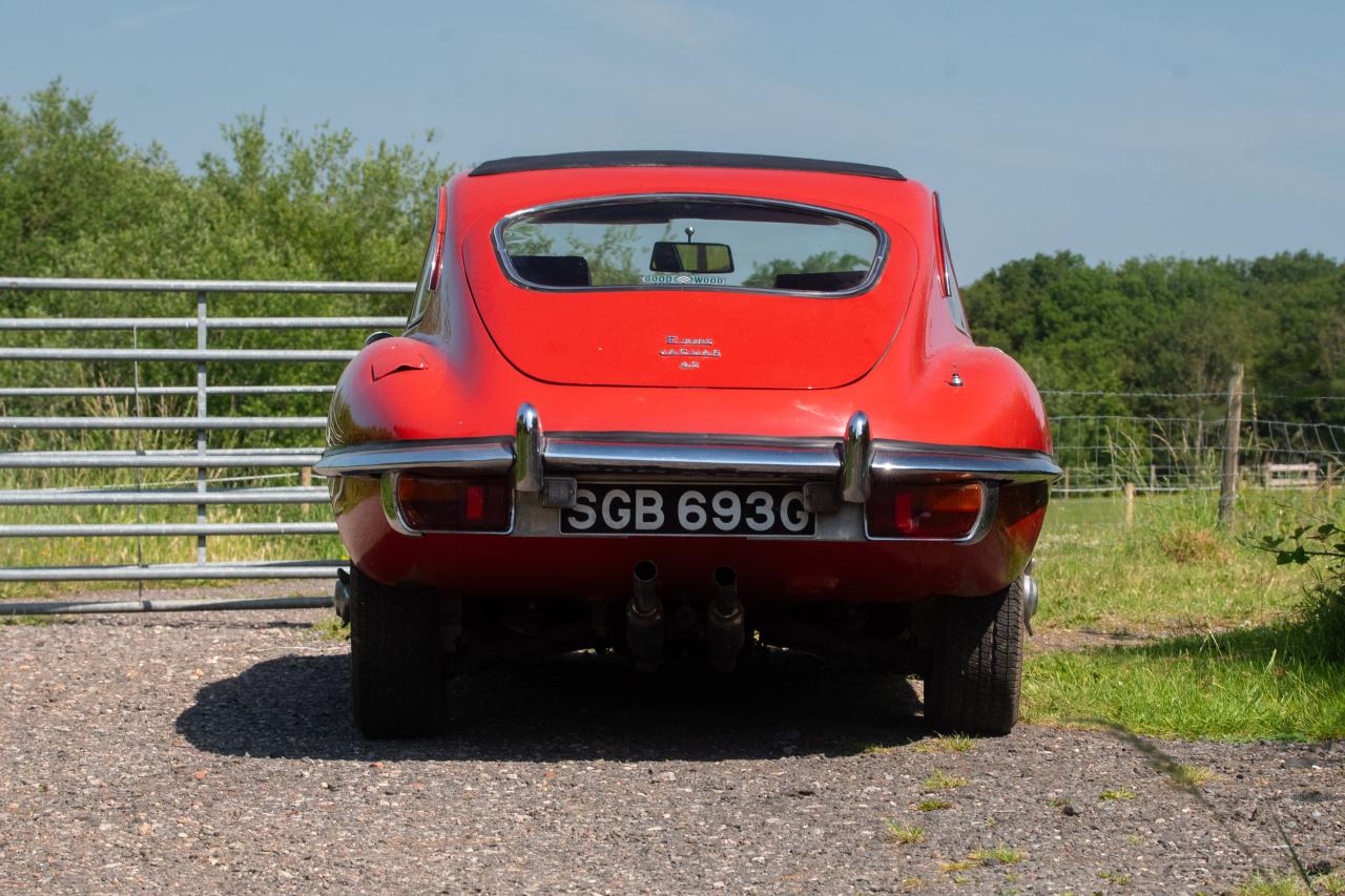1969 Jaguar E-Type Series II Fixedhead Coupe 2+2