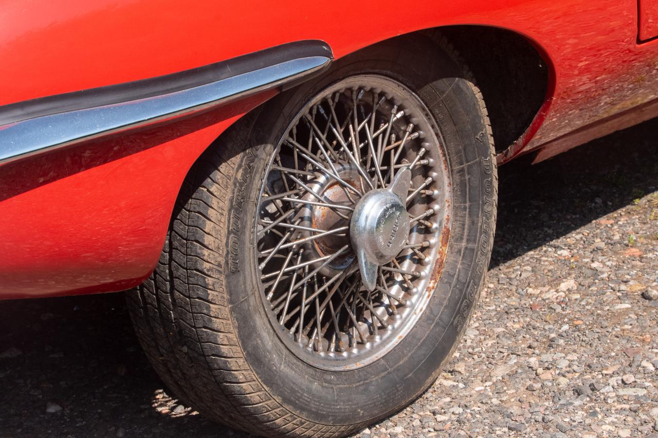 1969 Jaguar E-Type Series II Fixedhead Coupe 2+2