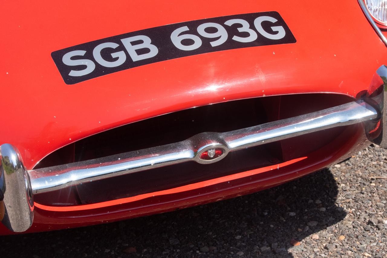 1969 Jaguar E-Type Series II Fixedhead Coupe 2+2