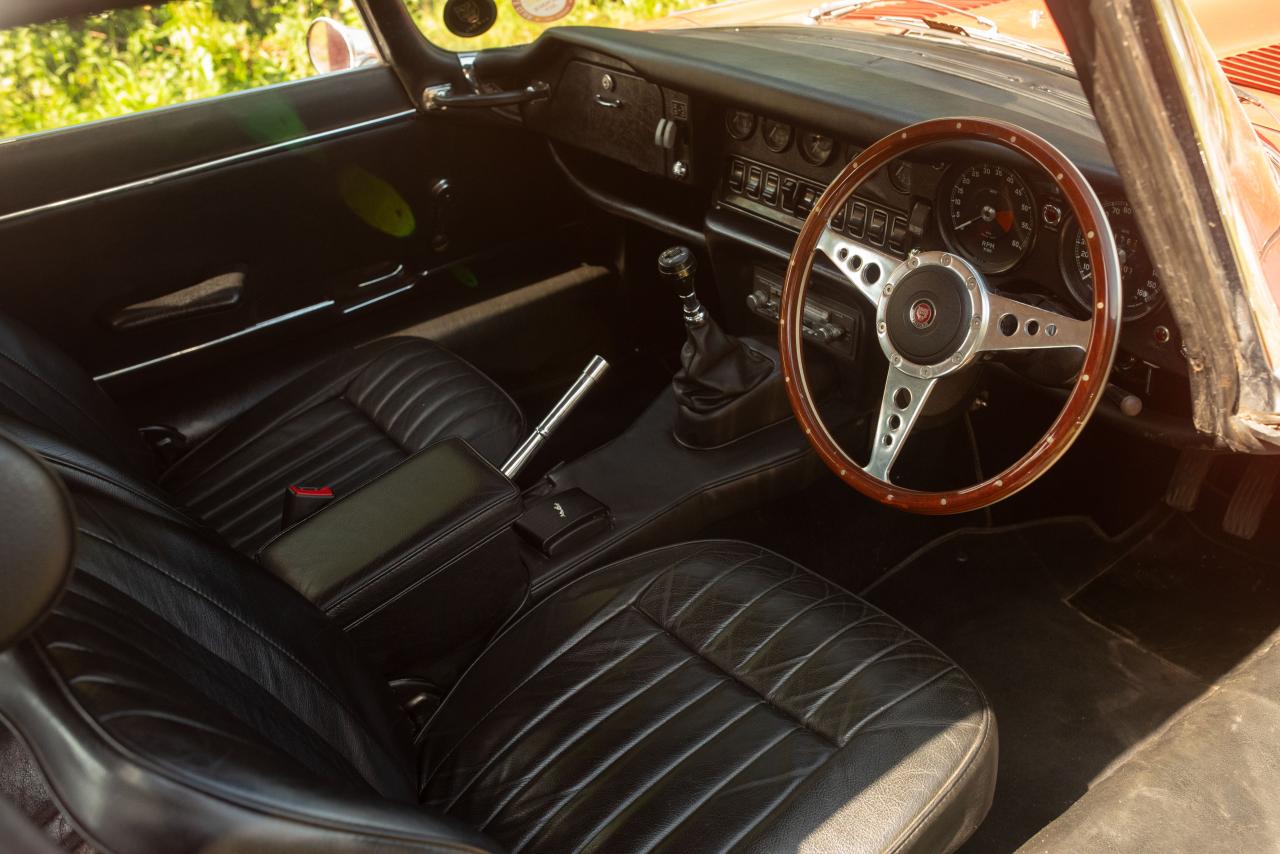 1969 Jaguar E-Type Series II Fixedhead Coupe 2+2