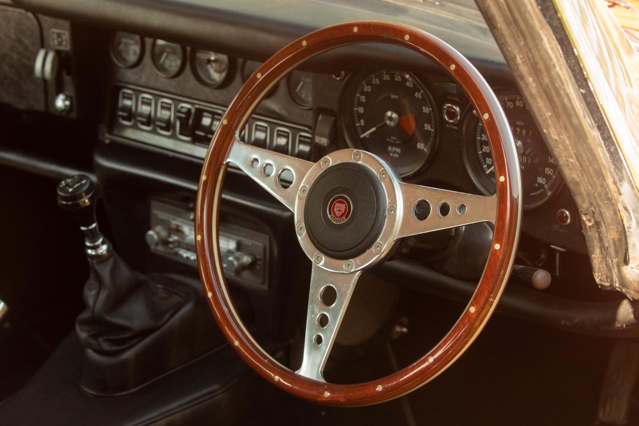 1969 Jaguar E-Type Series II Fixedhead Coupe 2+2