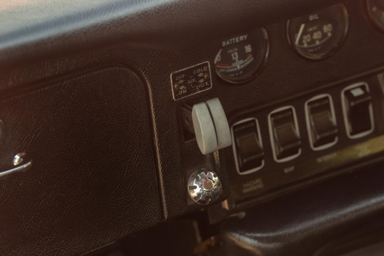 1969 Jaguar E-Type Series II Fixedhead Coupe 2+2