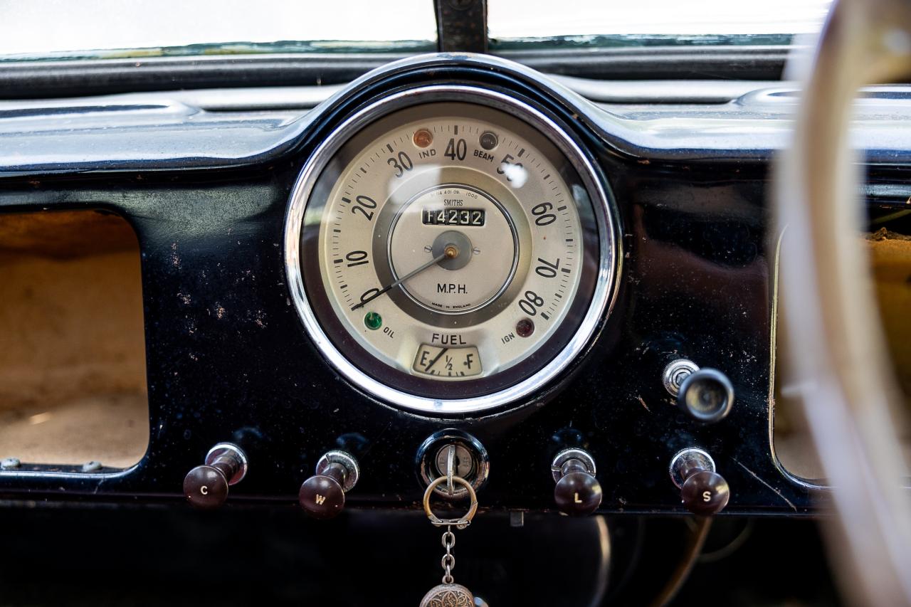 1956 Morris Minor Pick-up