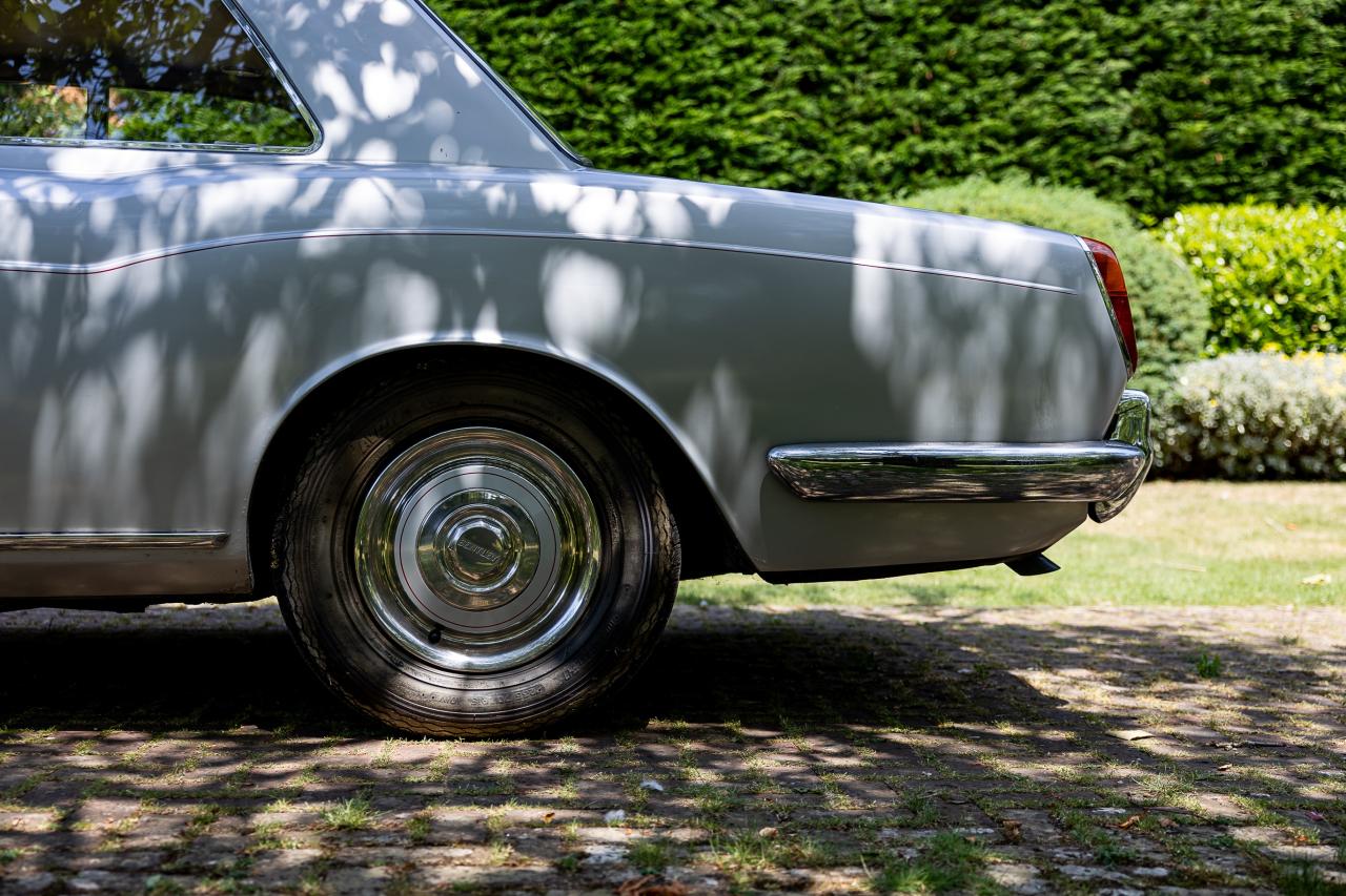 1967 Bentley T Series Two-Door Coup&eacute; by Mulliner Park Ward