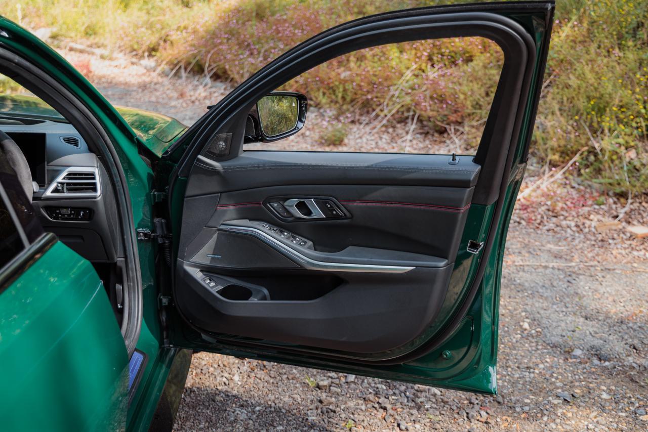 2025 BMW M3 CS Touring