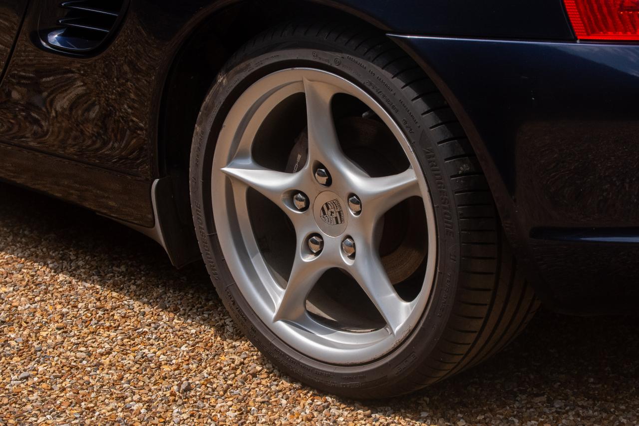 2004 Porsche Boxster