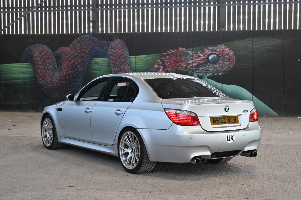 2007 BMW M5