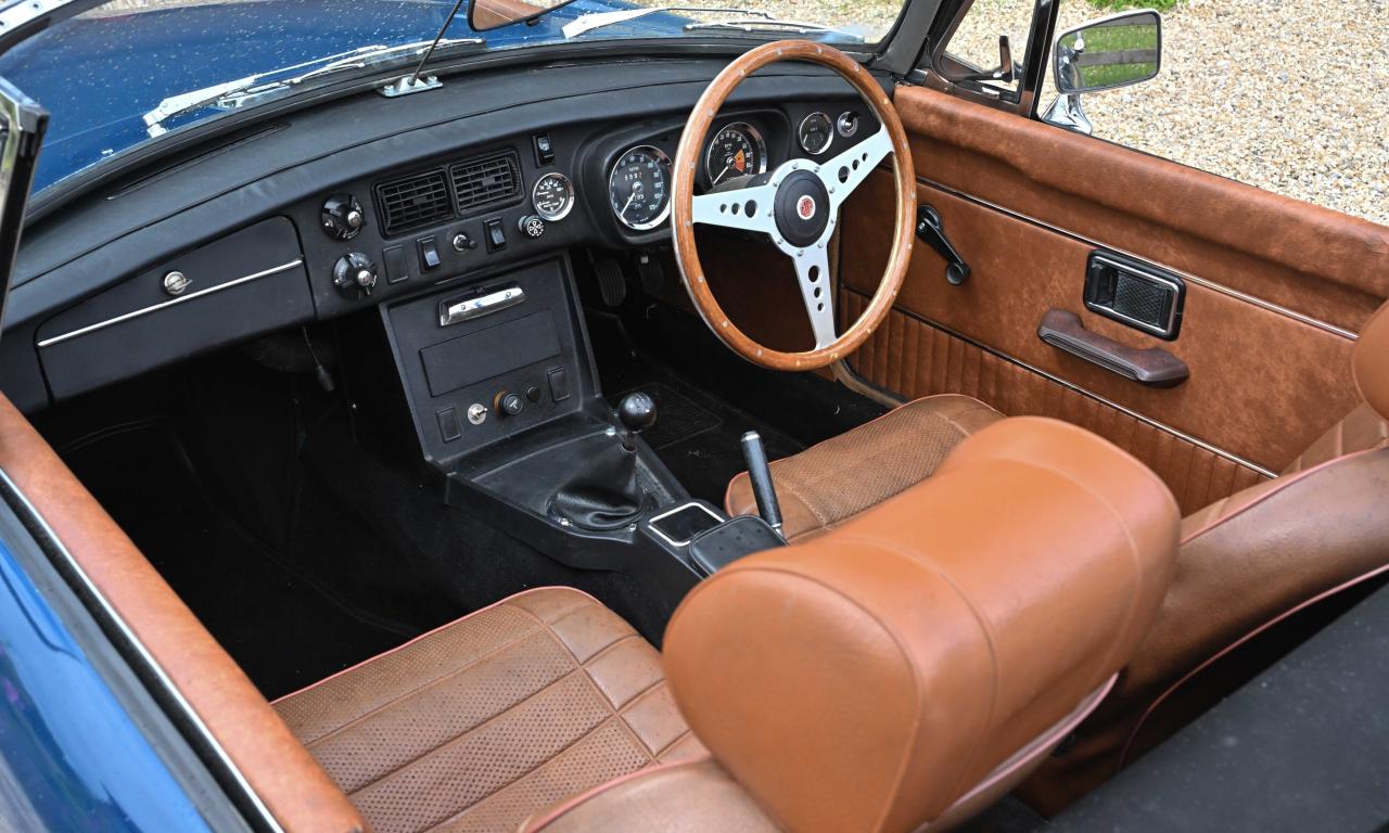 1972 MG B Roadster