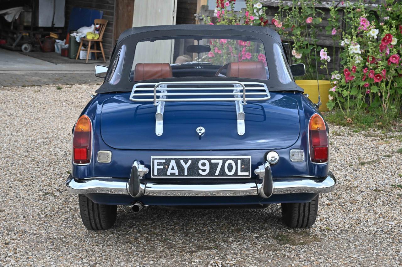 1972 MG B Roadster