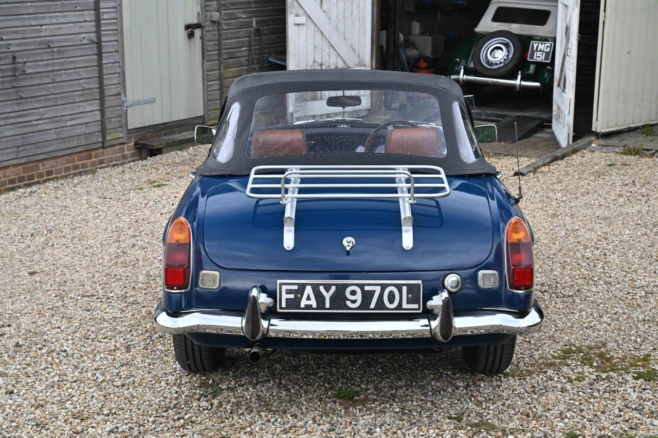 1972 MG B Roadster