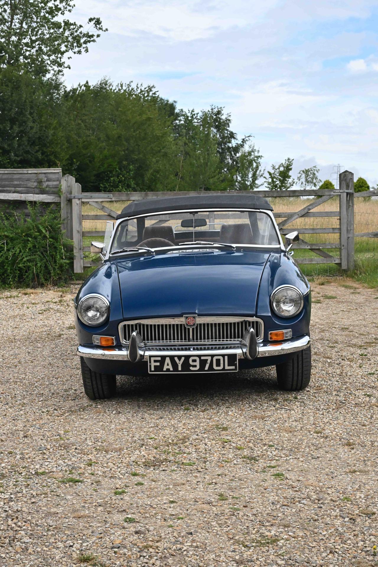 1972 MG B Roadster