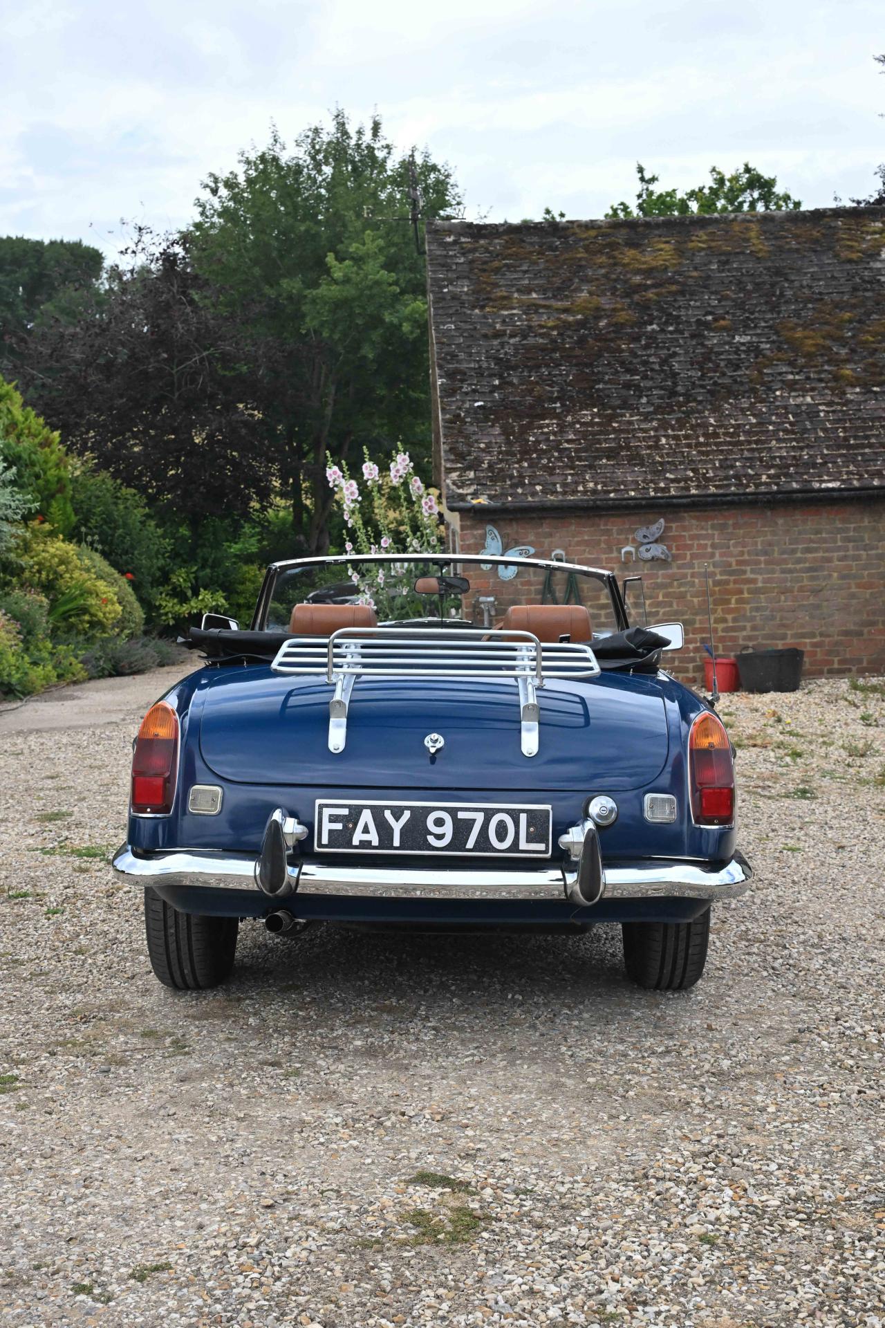 1972 MG B Roadster