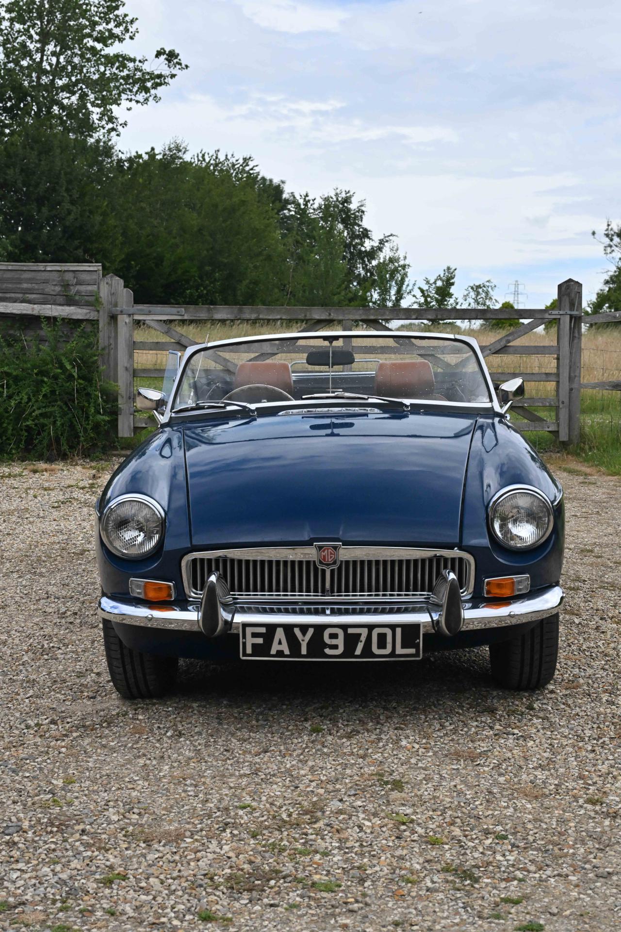 1972 MG B Roadster