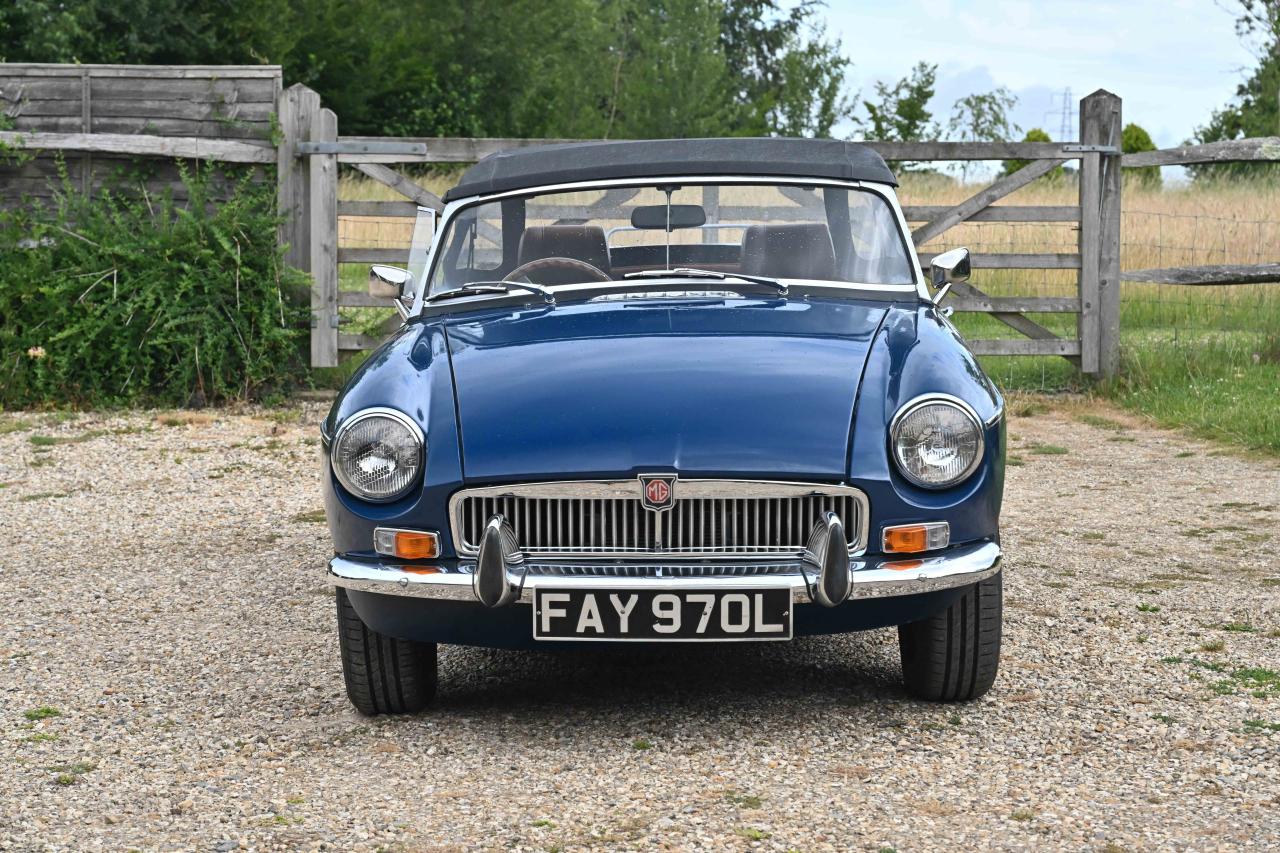 1972 MG B Roadster