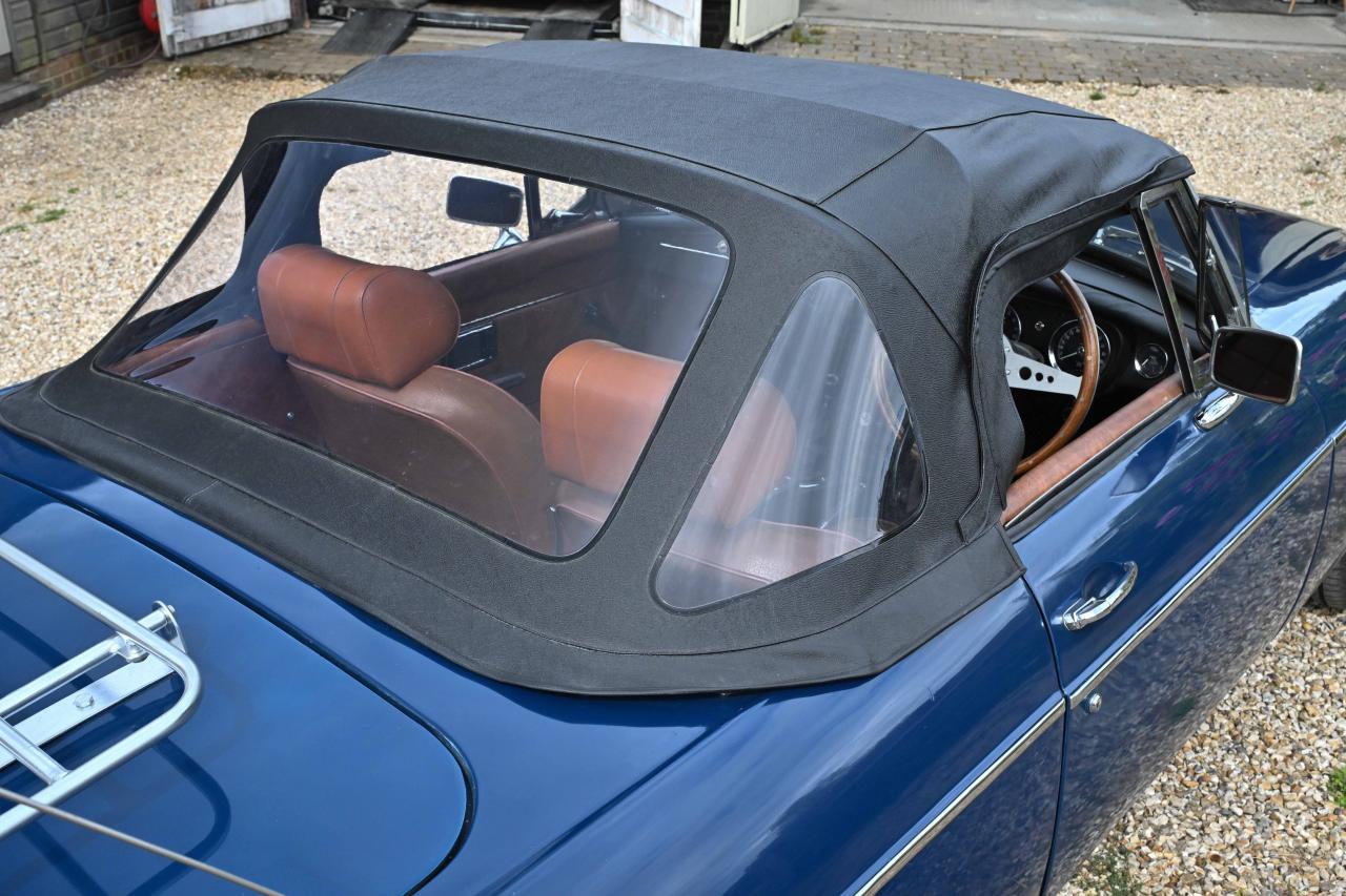 1972 MG B Roadster