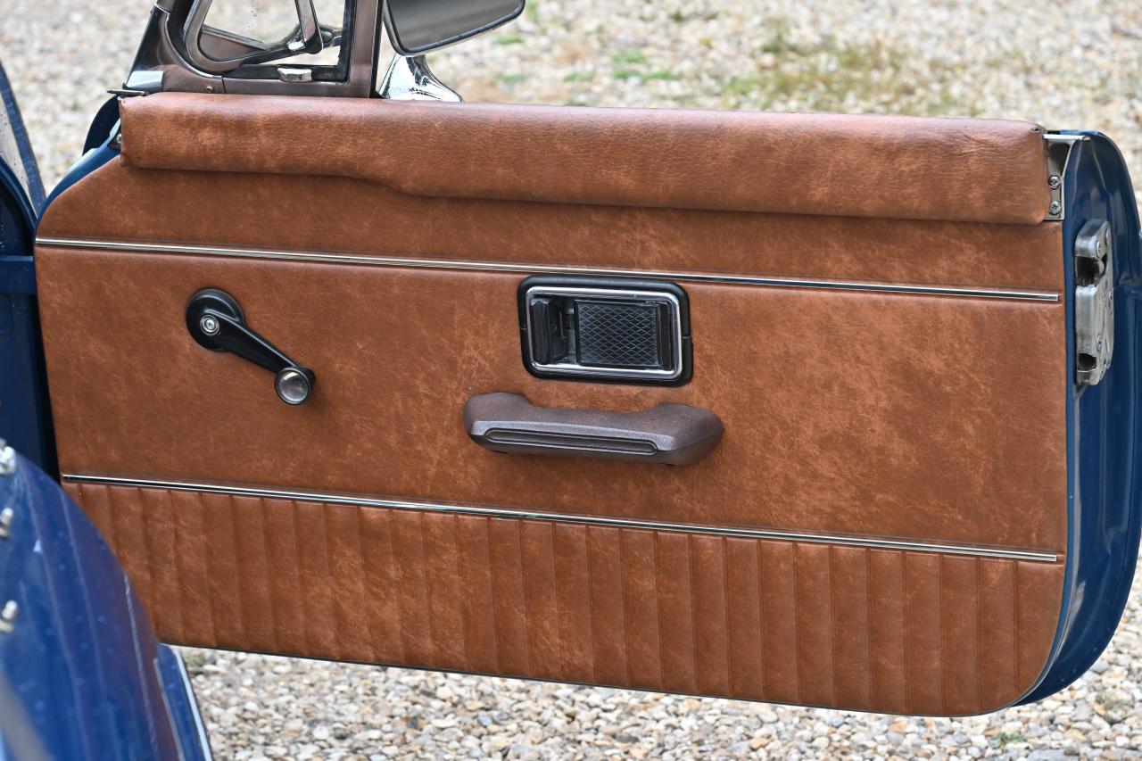 1972 MG B Roadster