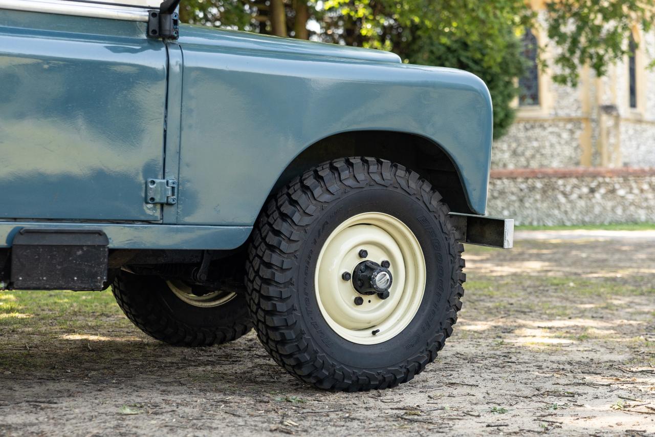 1980 Land Rover Series III 88"