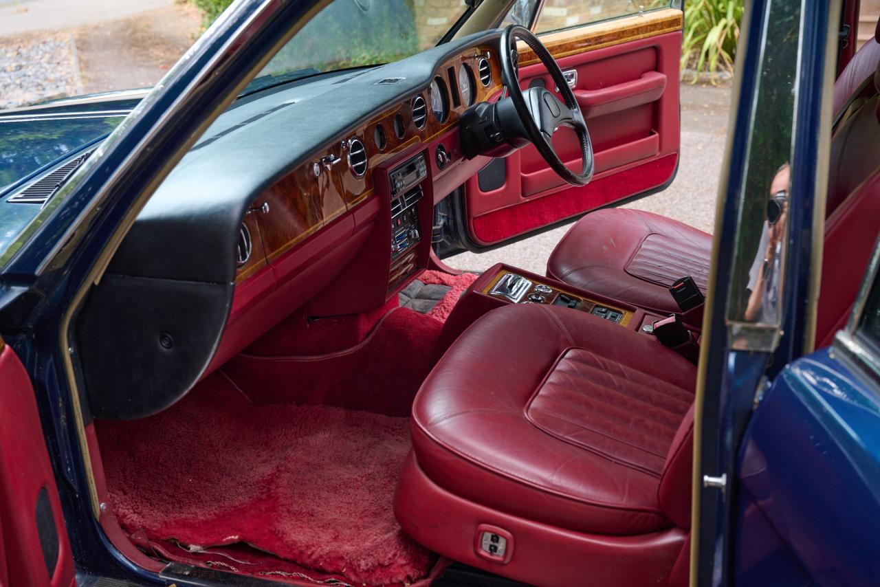 1990 Rolls - Royce Silver Spur 2