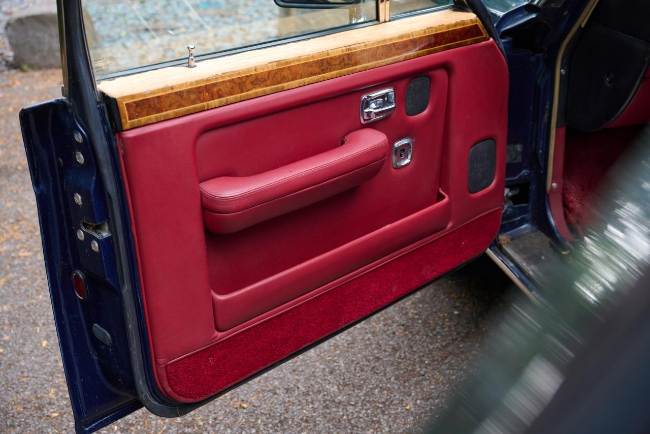 1990 Rolls - Royce Silver Spur 2
