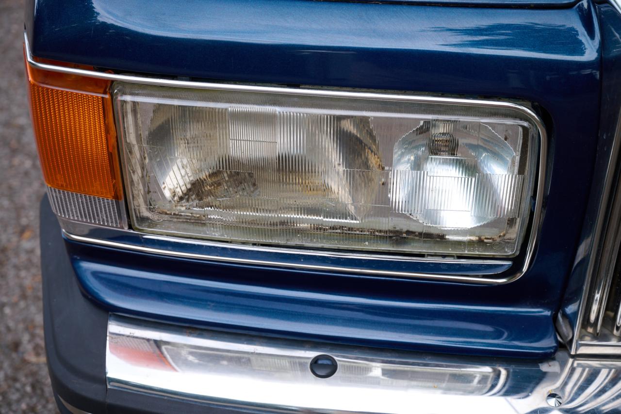 1990 Rolls - Royce Silver Spur 2