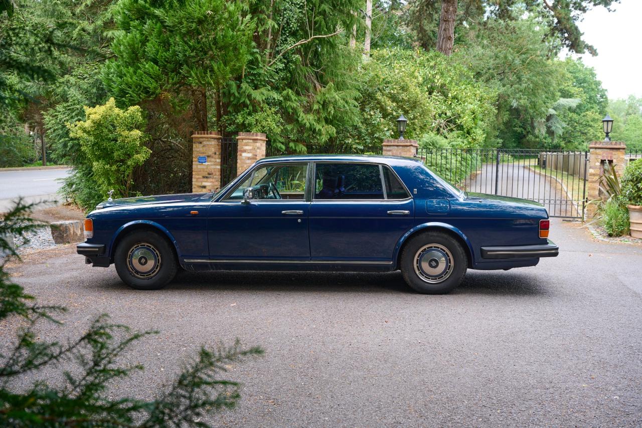 1990 Rolls - Royce Silver Spur 2