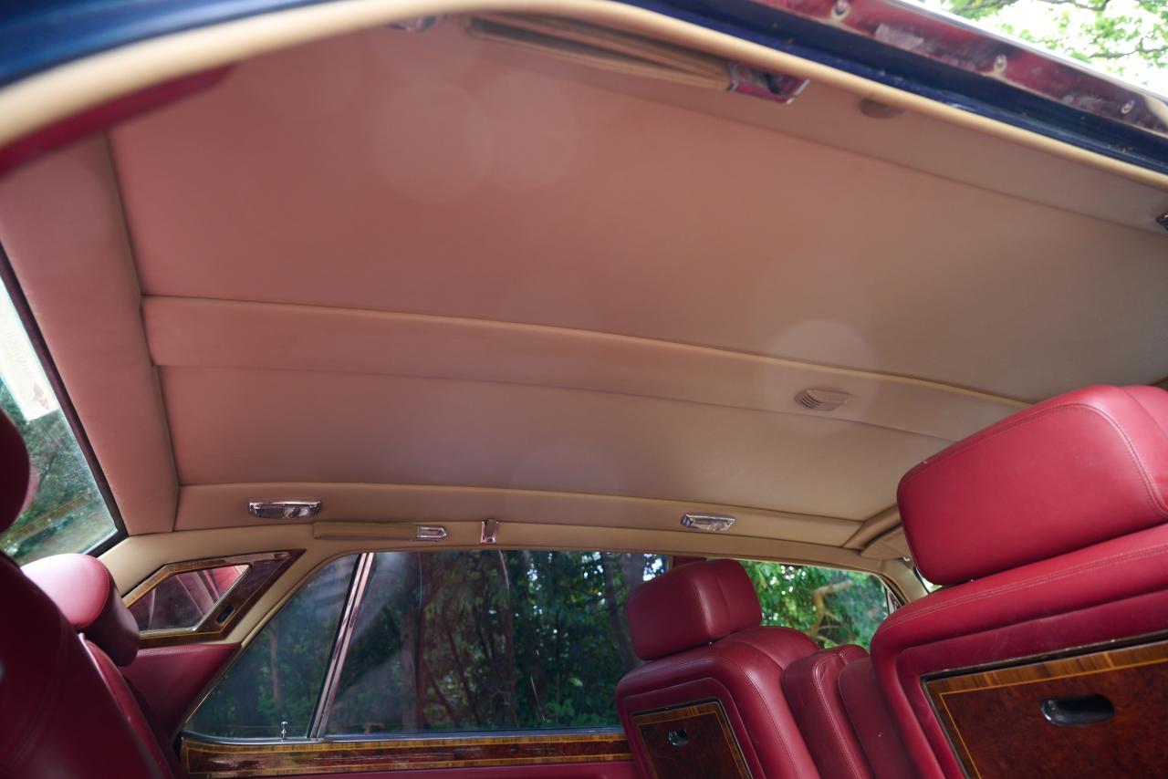 1990 Rolls - Royce Silver Spur 2