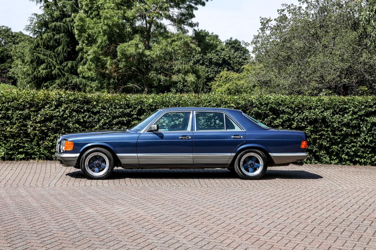 1985 Mercedes - Benz 500 SE (W126)