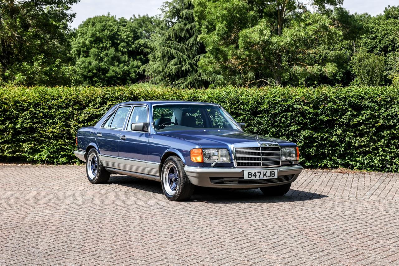 1985 Mercedes - Benz 500 SE (W126)
