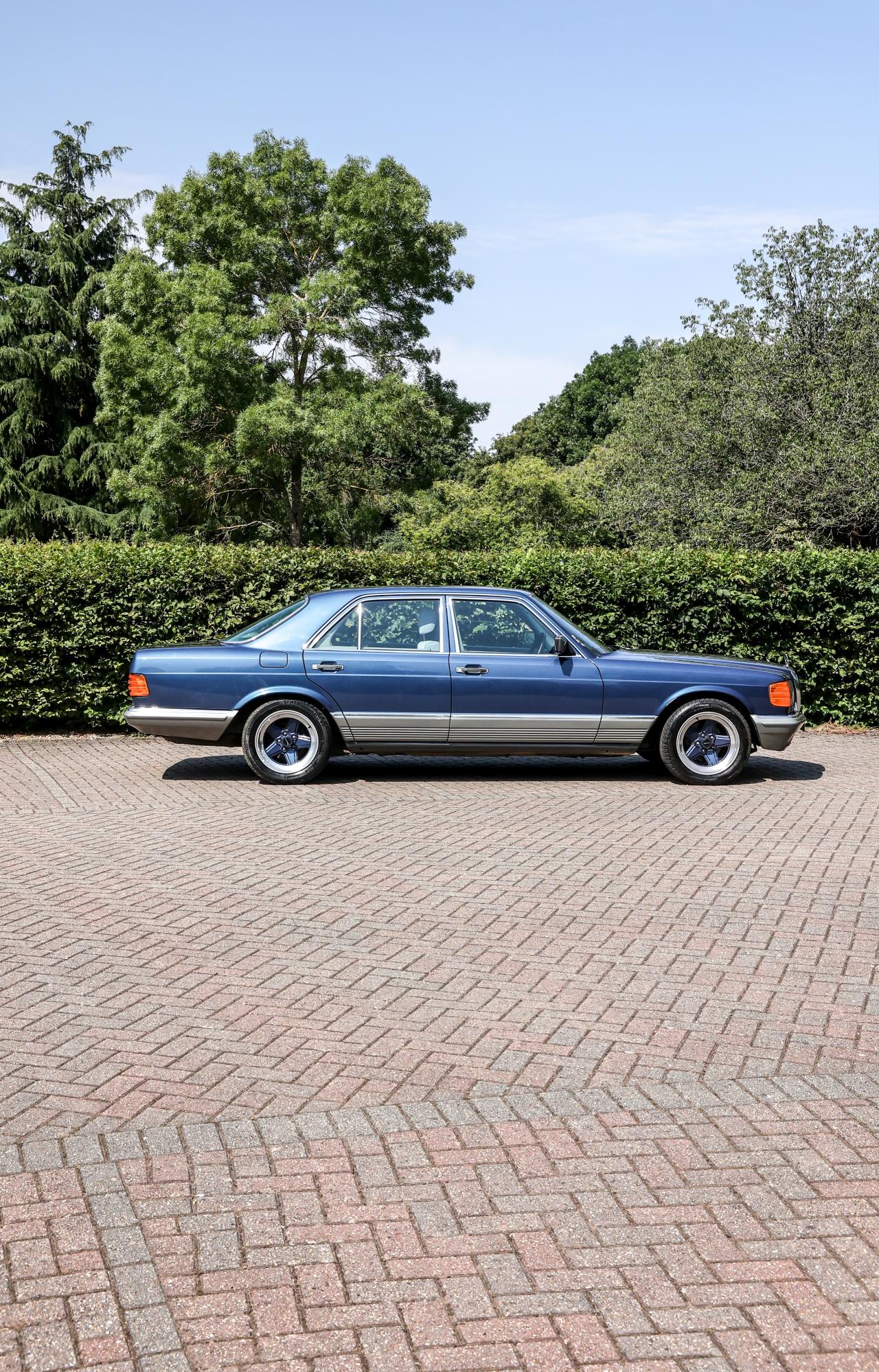 1985 Mercedes - Benz 500 SE (W126)