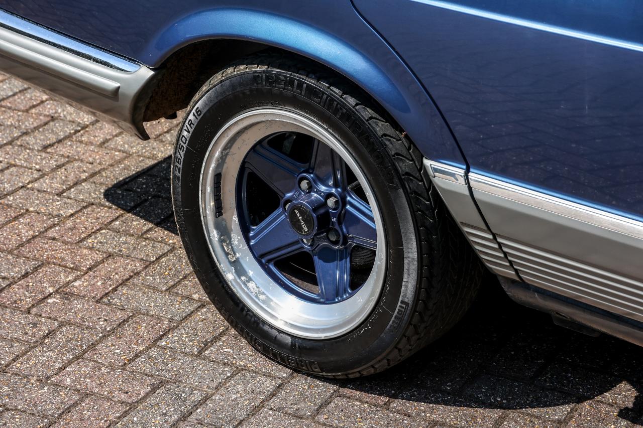 1985 Mercedes - Benz 500 SE (W126)