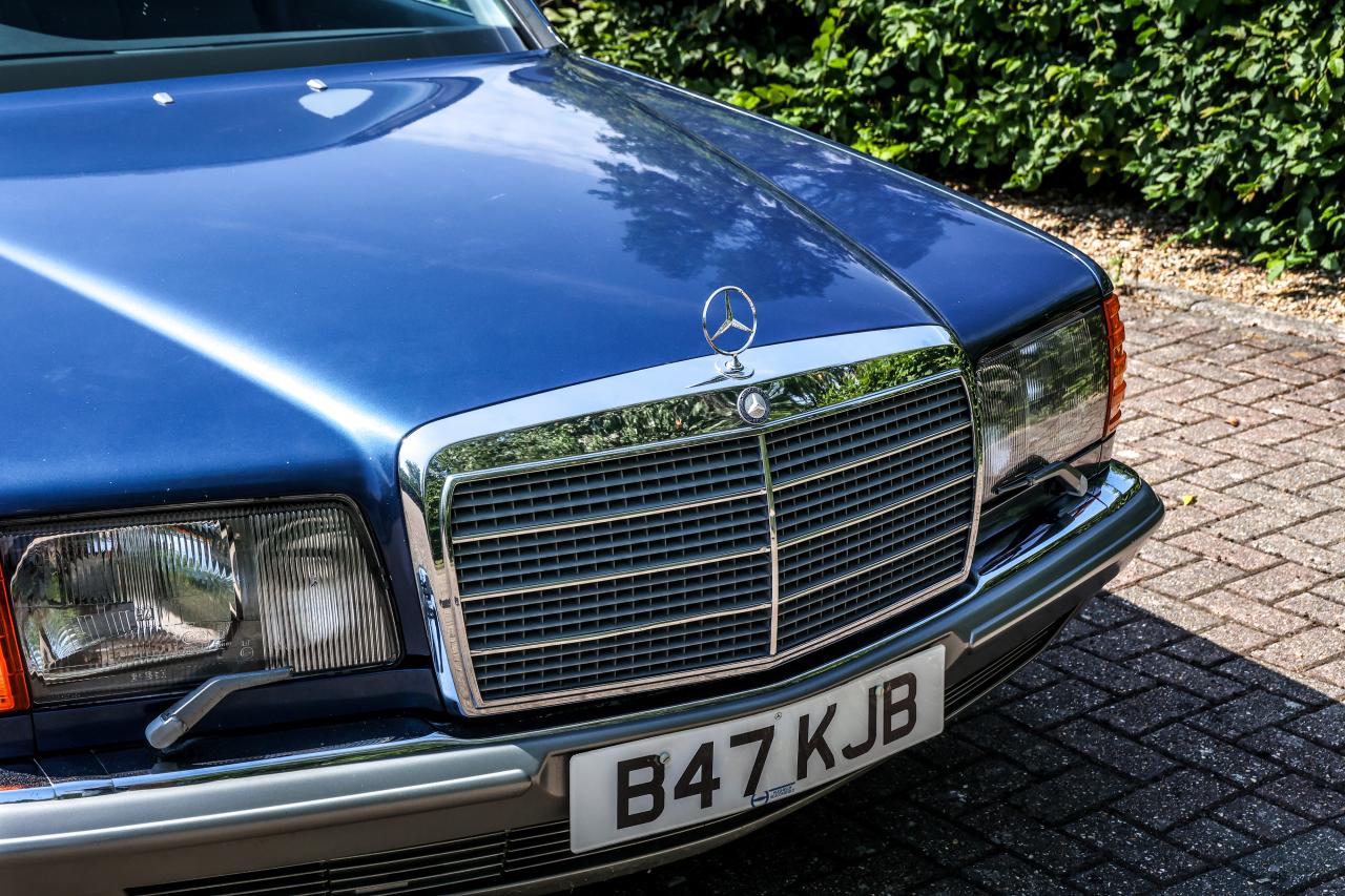 1985 Mercedes - Benz 500 SE (W126)