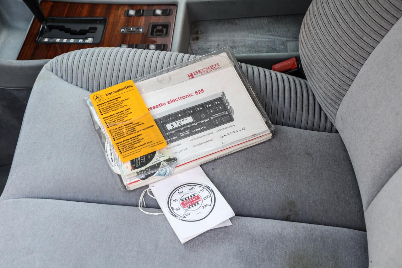 1985 Mercedes - Benz 500 SE (W126)