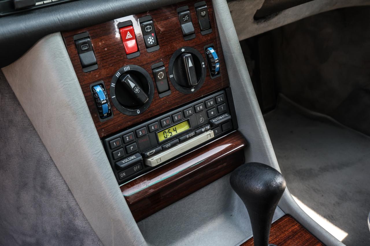 1985 Mercedes - Benz 500 SE (W126)