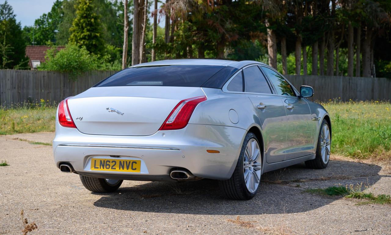 2012 Jaguar XJ Portfolio V8