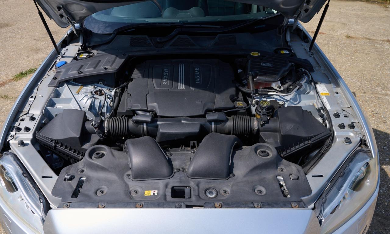 2012 Jaguar XJ Portfolio V8