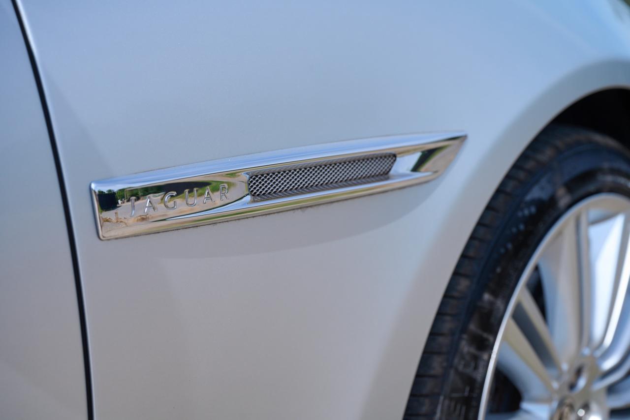 2012 Jaguar XJ Portfolio V8