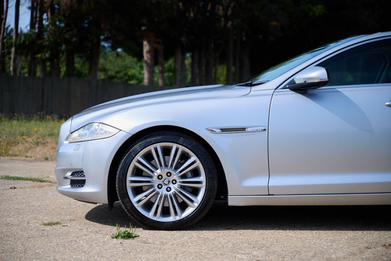2012 Jaguar XJ Portfolio V8
