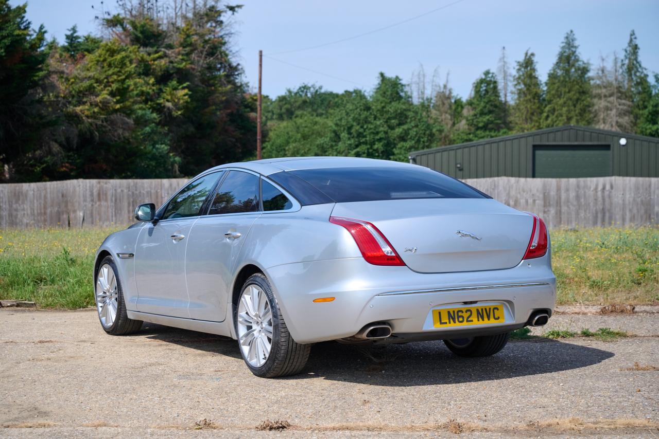 2012 Jaguar XJ Portfolio V8