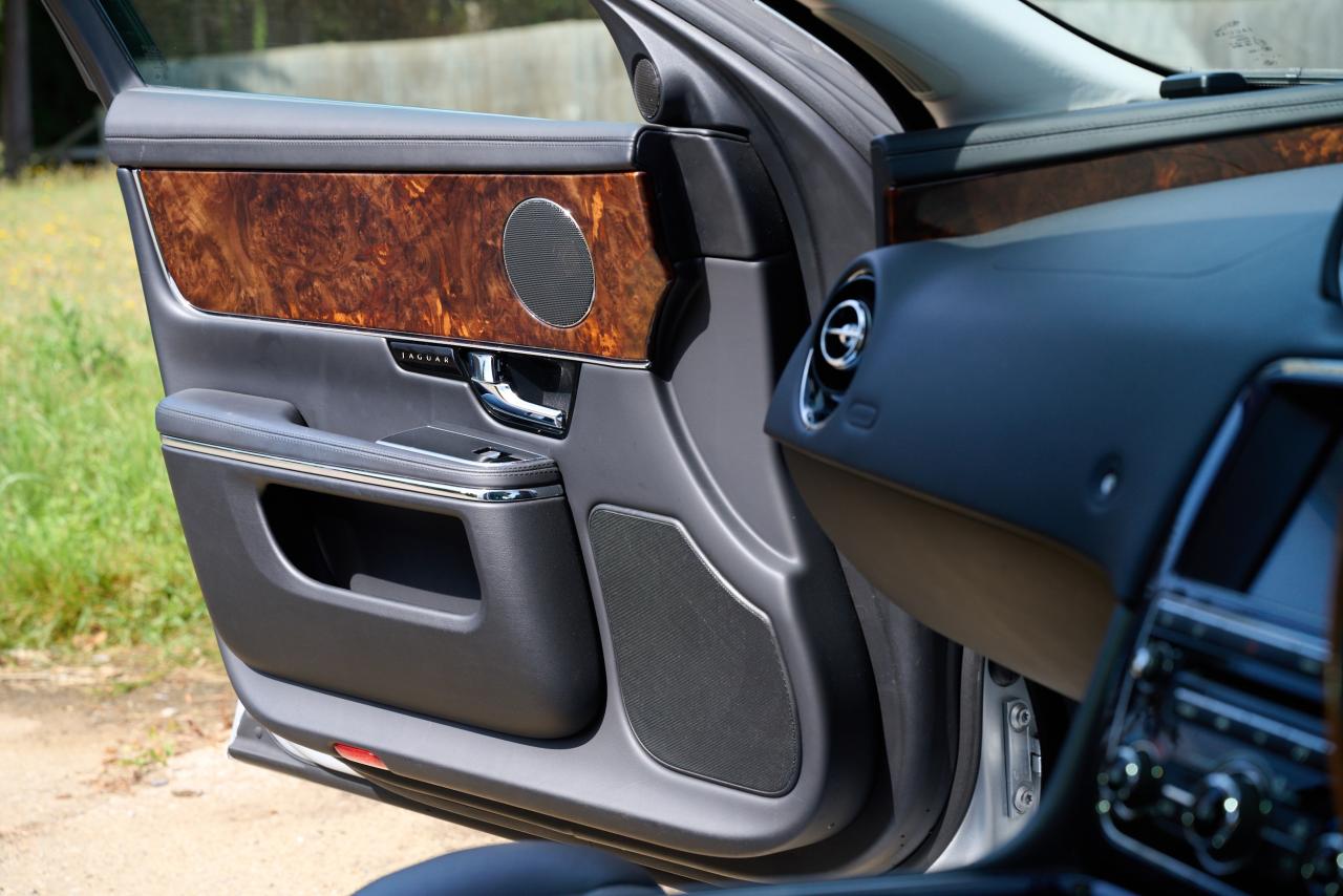 2012 Jaguar XJ Portfolio V8