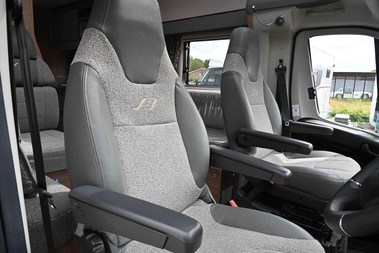 2025 Peugeot Bailey Autograph III 79/4