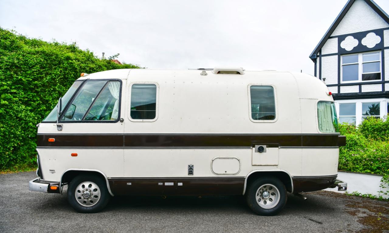 1975 Airstream Argosy 20' Motorhome