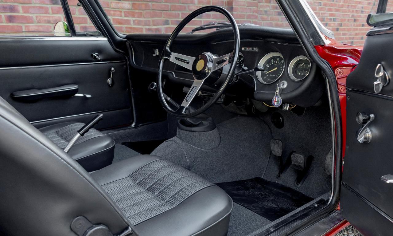 1966 Alfa Romeo Giulia Sprint GT Veloce