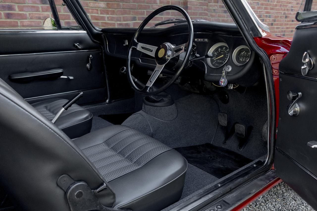 1966 Alfa Romeo Giulia Sprint GT Veloce