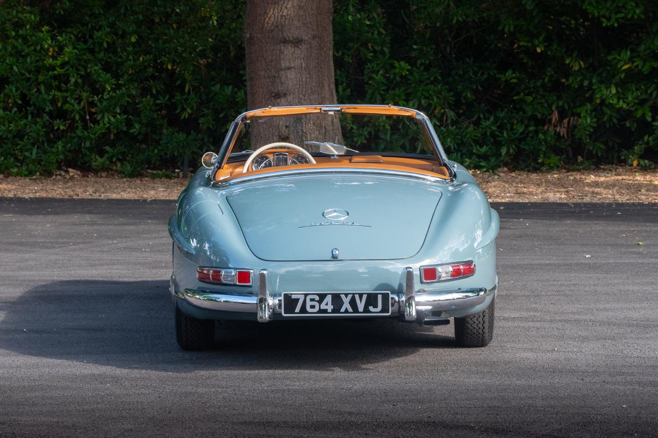 1957 Mercedes - Benz 300 SL Roadster