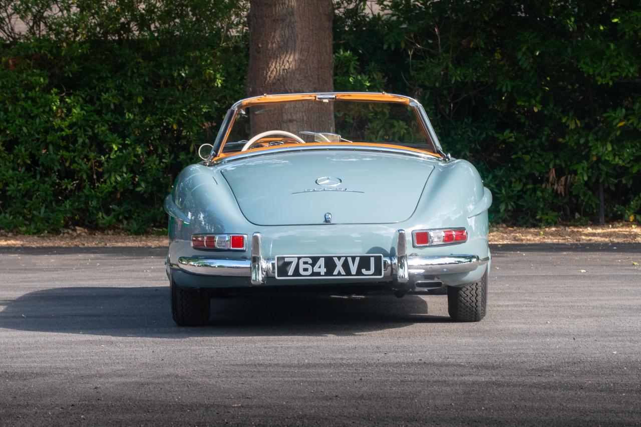 1957 Mercedes - Benz 300 SL Roadster