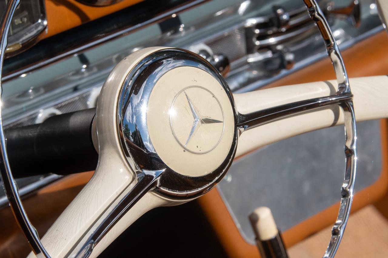 1957 Mercedes - Benz 300 SL Roadster