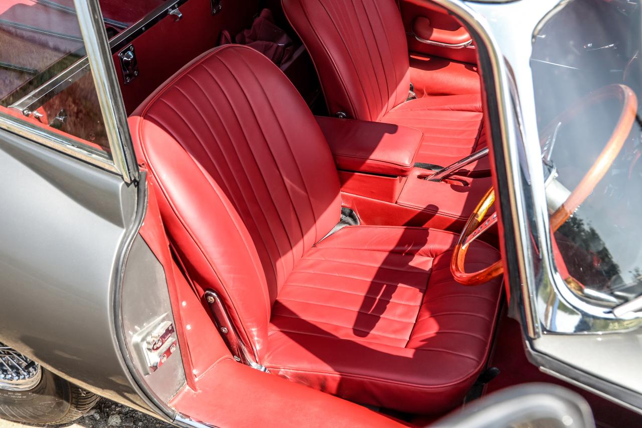 1964 Jaguar E-Type Series I (4.2 litre)