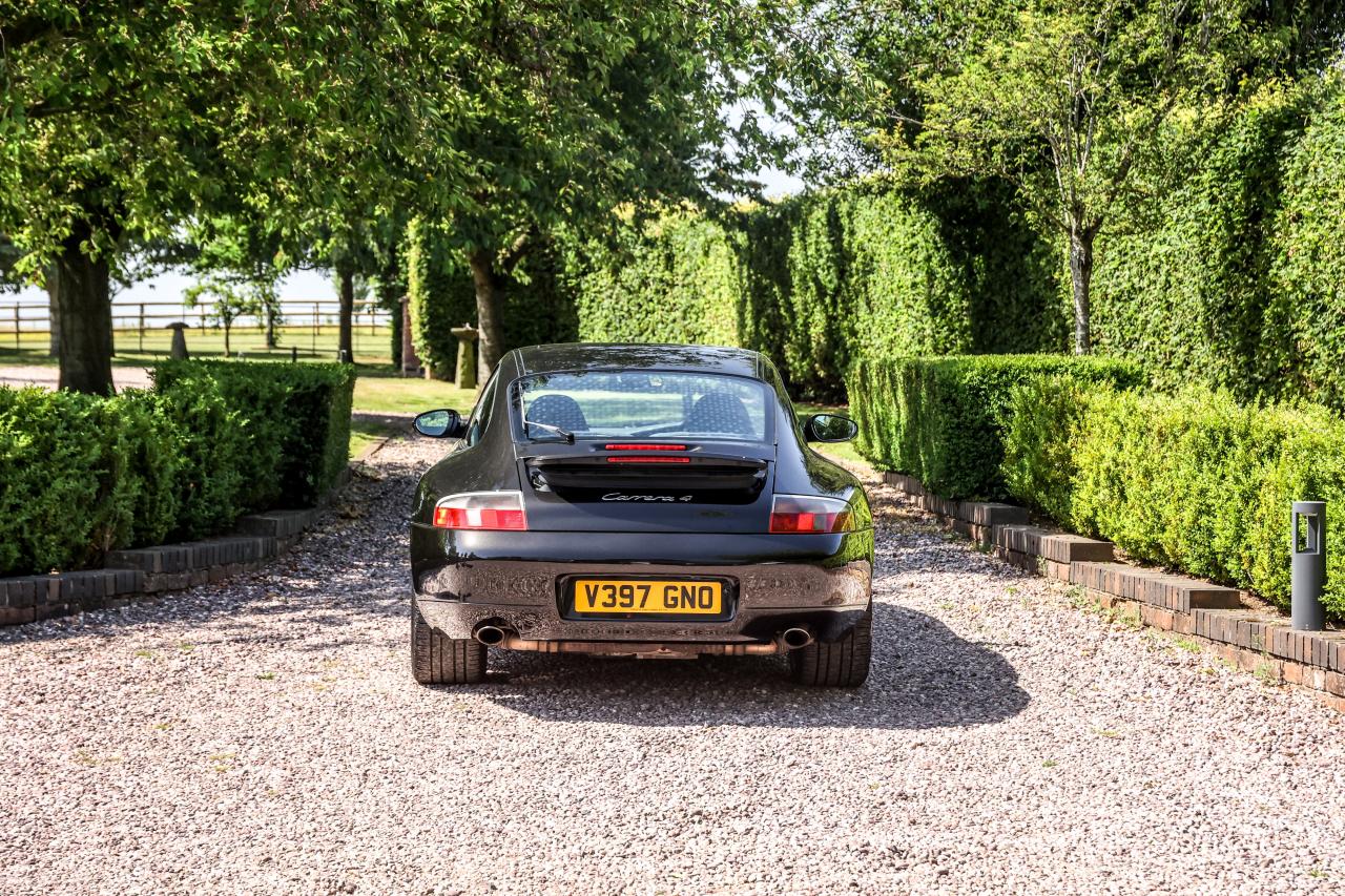 1999 Porsche 911/996 Carrera 4