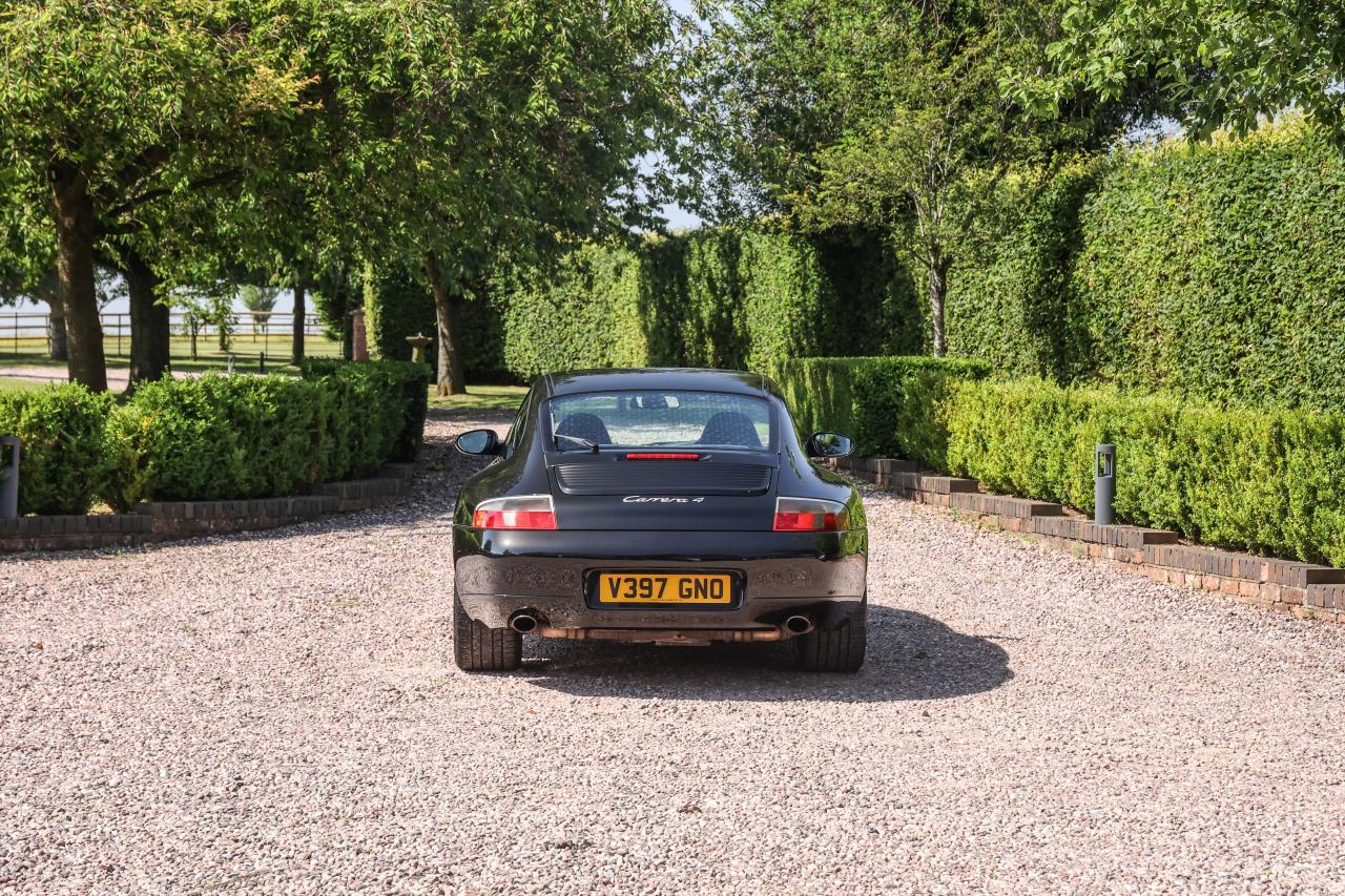 1999 Porsche 911/996 Carrera 4