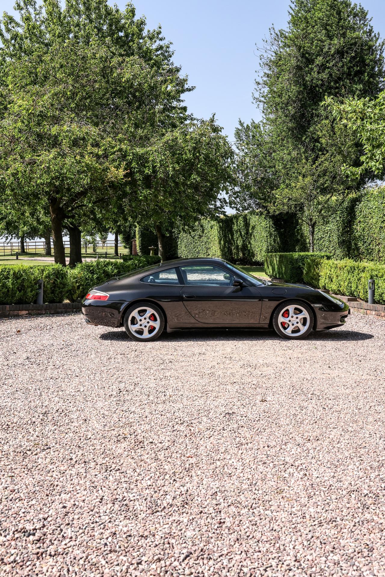 1999 Porsche 911/996 Carrera 4